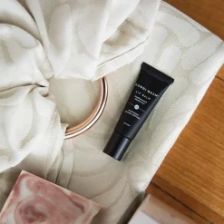 Bondi Wash 10 Buddhawood & Blackcurrant Lip Balm von