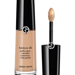 Armani Luminous Silk Multi-Purpose Glow Concealer