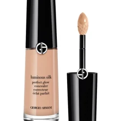 Armani Luminous Silk Multi-Purpose Glow Concealer