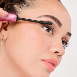 Benefit Augen BADgal Bounce Mini - Volumenspendende Mascara mit doppelseitiger Bürste von Sale