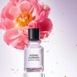 Douglas Collection Beautiful Stories Eau de Parfum Spray Kissing Flowers von Best