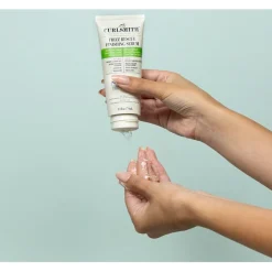 Curlsmith Behandlungen Frizz Rescue Finishing Serum von