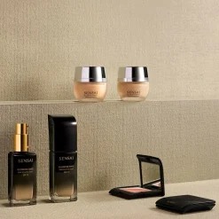 SENSAI Cellular Performance Foundations Cream Foundation von Hot