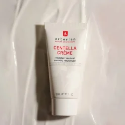 Erborian Centella Asiatica Centella Crème von Hot