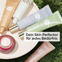 CLARINS Lisse Minute Base Comblante Hot