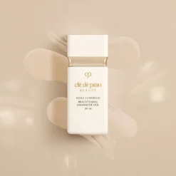 Clu00E9 de Peau Beautu00E9 Clé de Peau Beauté Brigthening Enhance Veil Outlet