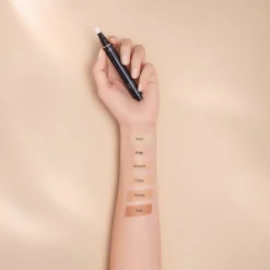 Clu00E9 de Peau Beautu00E9 Clé de Peau Beauté Radiant Corrector for Eyes