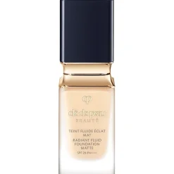 Clu00E9 de Peau Beautu00E9 Clé de Peau Beauté Radiant Fluid Foundation Matte