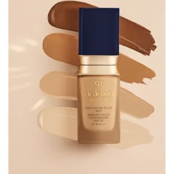Clu00E9 de Peau Beautu00E9 Clé de Peau Beauté Radiant Fluid Foundation Matte