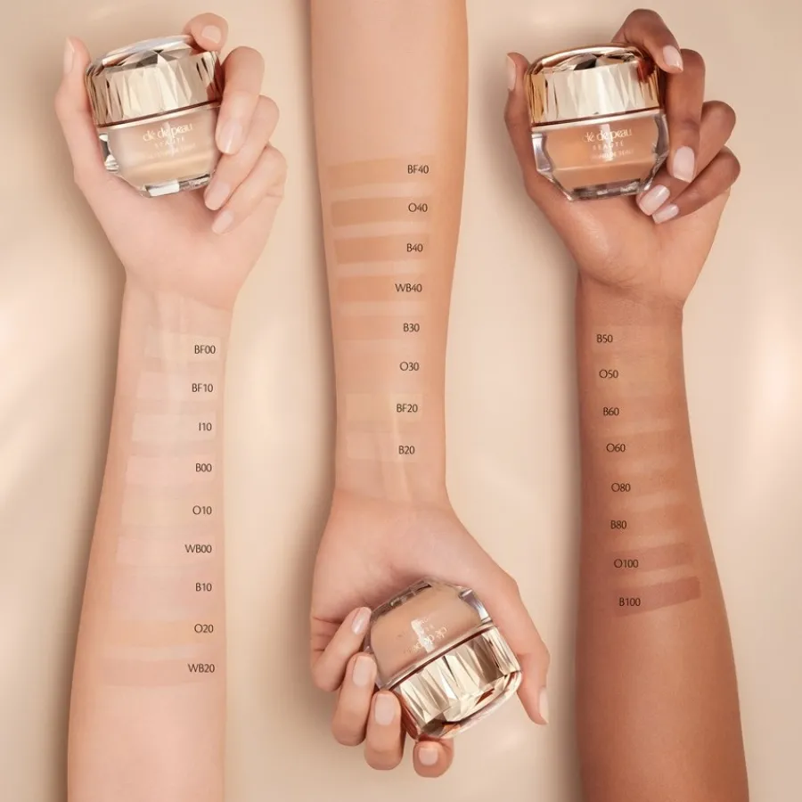 Clu00E9 de Peau Beautu00E9 Clé de Peau Beauté The Foundation