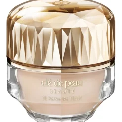 Clu00E9 de Peau Beautu00E9 Clé de Peau Beauté The Foundation