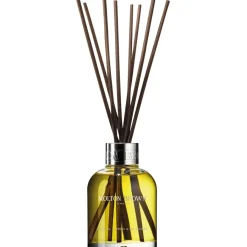 Molton Brown Coastal Cypress & Sea Fennel Aroma Reed Diffuser von Sale