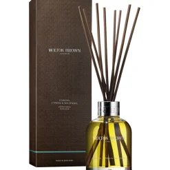 Molton Brown Coastal Cypress & Sea Fennel Aroma Reed Diffuser von Sale