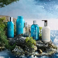 Molton Brown Coastal Cypress & Sea Fennel Bath Salt von