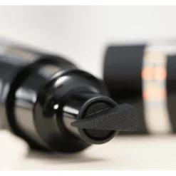 Essence Eyeliner & Kajal Quick Wing! Stamp Eyeliner von