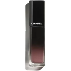 CHANEL FLUID-LIPPENSTIFTE ROUGE ALLURE LAQUE Der glänzende Fluid-Lippenstift mit langem Halt von Hot