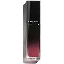 CHANEL FLUID-LIPPENSTIFTE ROUGE ALLURE LAQUE Der glänzende Fluid-Lippenstift mit langem Halt von Hot