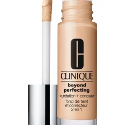 Clinique Foundation Beyond Perfecting Makeup von Hot