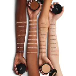 bareMinerals Foundation 24H Skin-Perfecting Powder Foundation von