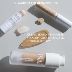 Isadora Foundation The Wake up the Glow Luminous Foundation von