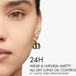 DIOR Grundierung Forever 24H Foundation von Hot