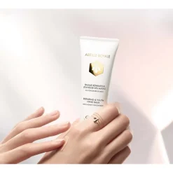 GUERLAIN Repairing & Youth Hand Balm