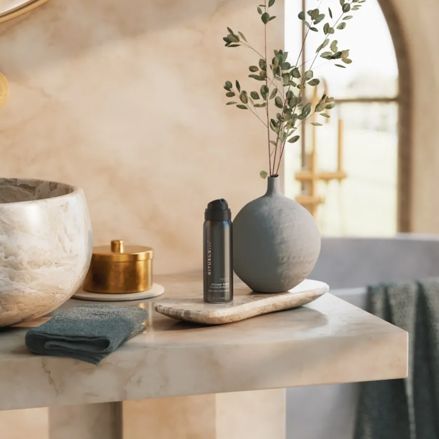 RITUALS Homme Collection Foaming Shower Gel von Hot