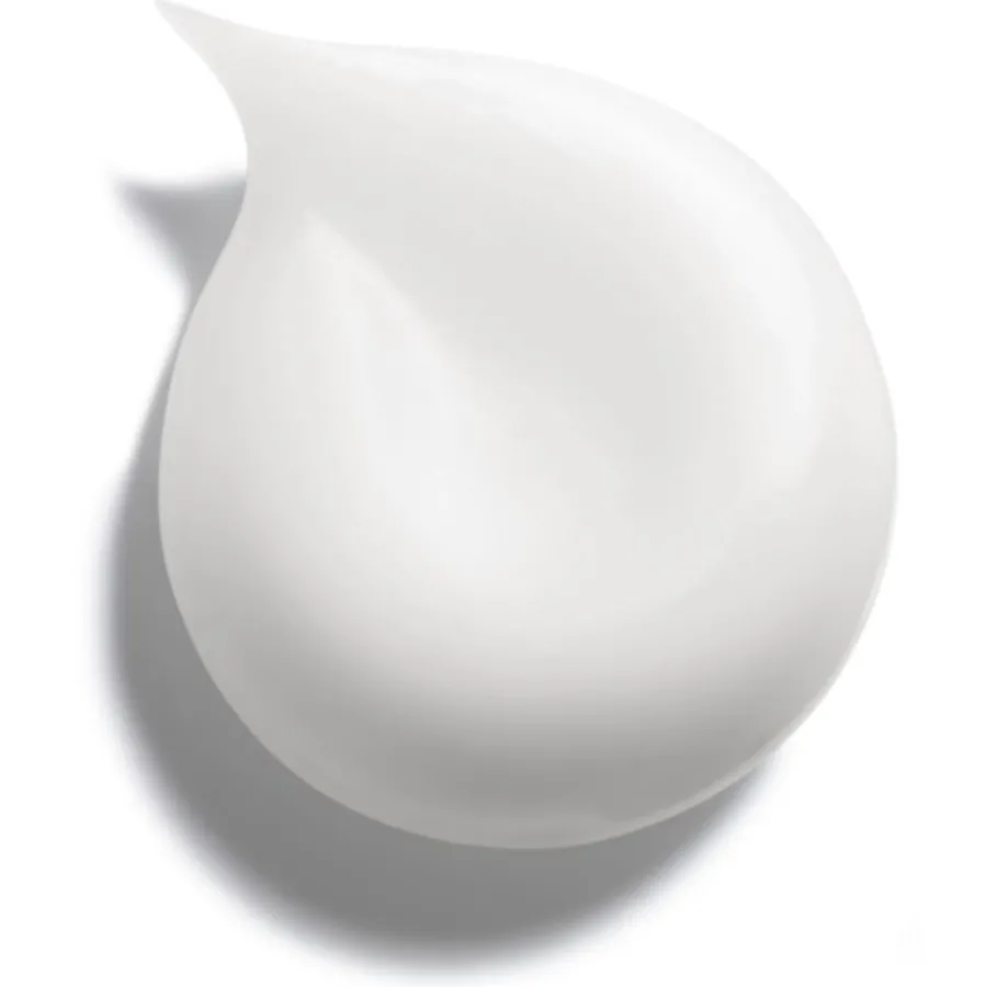 CHANEL LA CREME MAIN LA CRÈME MAIN TEXTURE RICHE nährt-schützt-schenkt Leuchtkraft von Hot