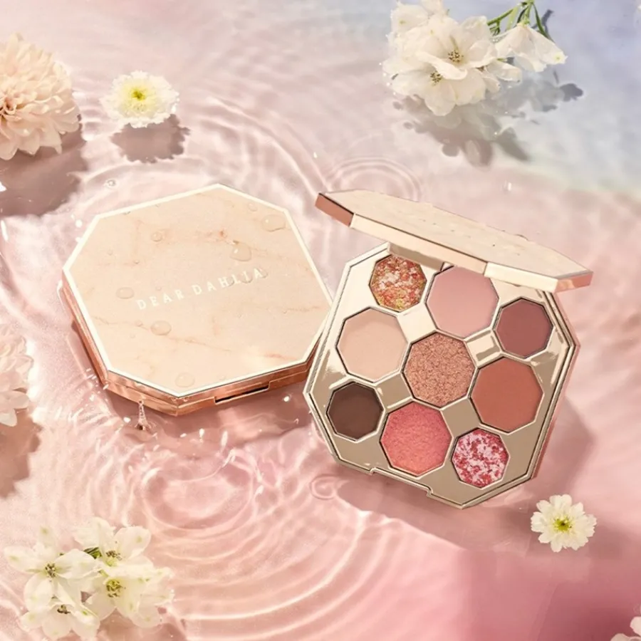 DEAR DAHLIA Lidschatten Blooming Edition Secret Garden Palette Tea Party von