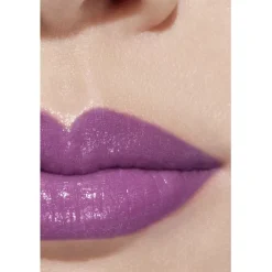 CHANEL LIPPENSTIFTE ROUGE COCO BAUME - GLÄNZEND Getönter, feuchtigkeitsspendender, verschönernder Lippenbalsam mit individueller Farbintensität von