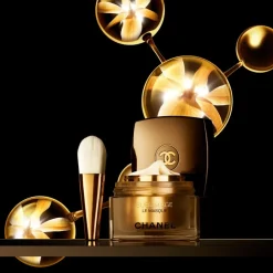 CHANEL MASKEN UND PEELINGS SUBLIMAGE LE MASQUE Die ultimative Maske: Regeneriert und stärkt von Online