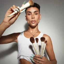 Morphe A19 Signature Duo-ended Concealer Brush M X ARIEL