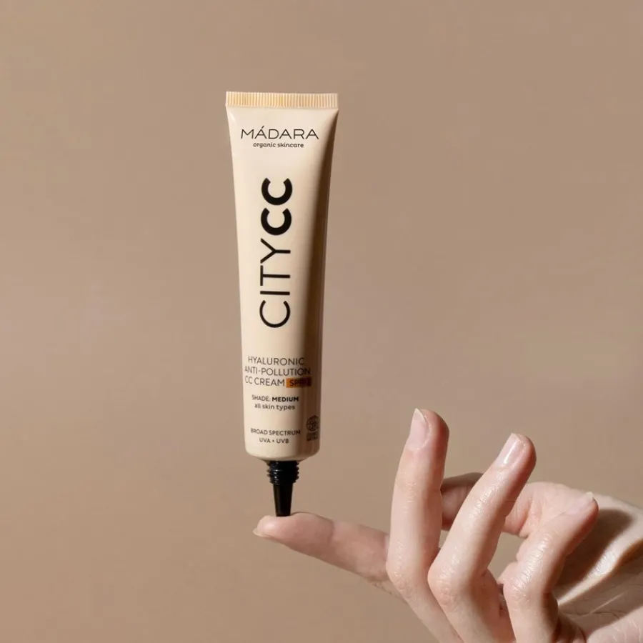 Mu00C1DARA MÁDARA CITYCC Hyaluronic Anti-Pollution CC Cream SPF15