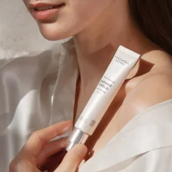 Mu00C1DARA MÁDARA Radiant Shield Day Cream SPF15 Discount