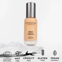 Mu00C1DARA MÁDARA Skin Equal Soft Glow Foundation SPF15 Clearance