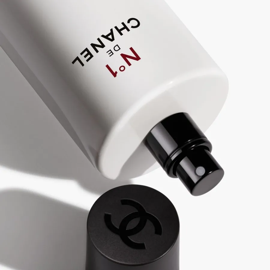 CHANEL Nährt – Tonisiert – Schützt REVITALISIERENDES SPRAY-SERUM FÜR DEN KÖRPER von Best