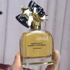 Marc Jacobs Perfect Eau de Parfum Spray Intense von Hot