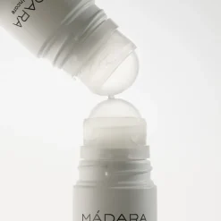 Mu00C1DARA Pflege Herbal Deodorant von MÁDARA