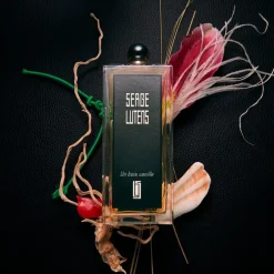 Serge Lutens COLLECTION NOIRE Un Bois Vanille Eau de Parfum Spray Hot