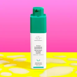 Drunk Elephant Serum Protini™ Powerpeptide Resurf Serum von Hot