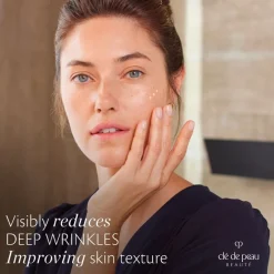 Clu00E9 de Peau Beautu00E9 Serum Wrinkle Smoothing Serum Supreme von Clé de Peau Beauté