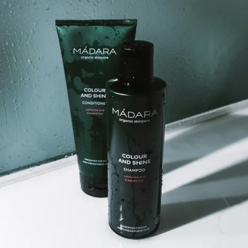 Mu00C1DARA Shampoo Colour & Shine Shampoo von MÁDARA