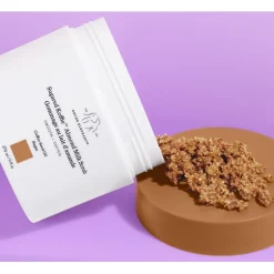 Drunk Elephant Sugared Koffie Almond Milk Scrub von