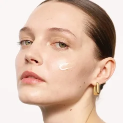 Lancaster Sun Sensitive Oil-Free Milky Fluid SPF50 Luminous Tan von Online