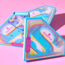 Essence Superman Eyeshadow Palette von