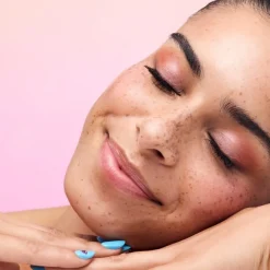 Essence Superman Eyeshadow Palette von