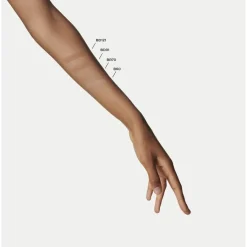 CHANEL TEINT GRUNDIERUNG ULTRA LE TEINT VELVET Foundation mit Weichzeichnereffekt. Samtig-mattes Finish. von Discount