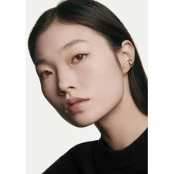 CHANEL TEINT GRUNDIERUNG ULTRA LE TEINT VELVET Foundation mit Weichzeichnereffekt. Samtig-mattes Finish. von Discount