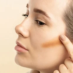 Lumene Teint Invisible Illumination Liquid Bronzer von New