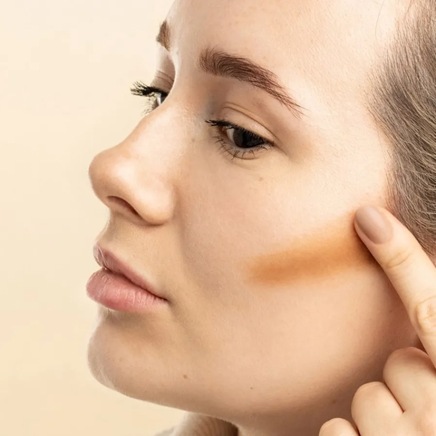 Lumene Teint Invisible Illumination Liquid Bronzer von New